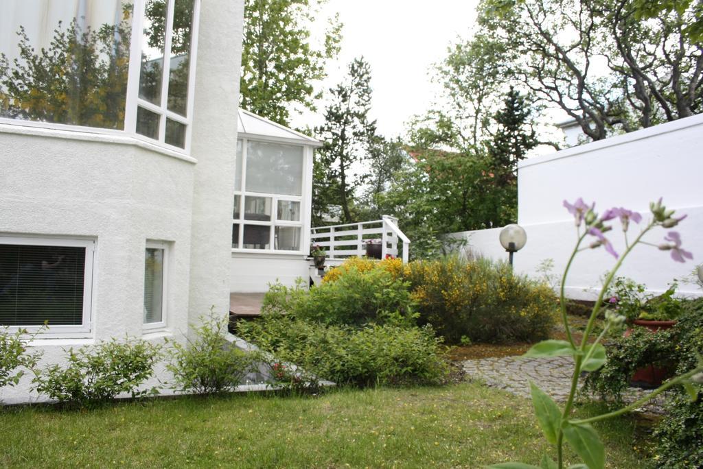 Baldursbra Guesthouse Tjarnargata เรคยาวิก ภายนอก รูปภาพ