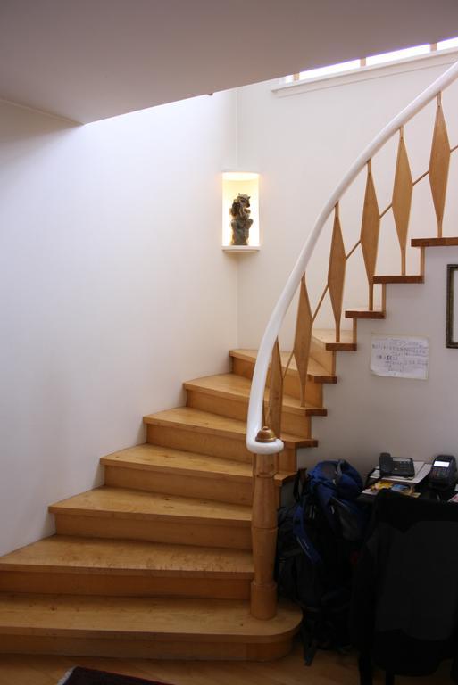 Baldursbra Guesthouse Tjarnargata เรคยาวิก ภายนอก รูปภาพ